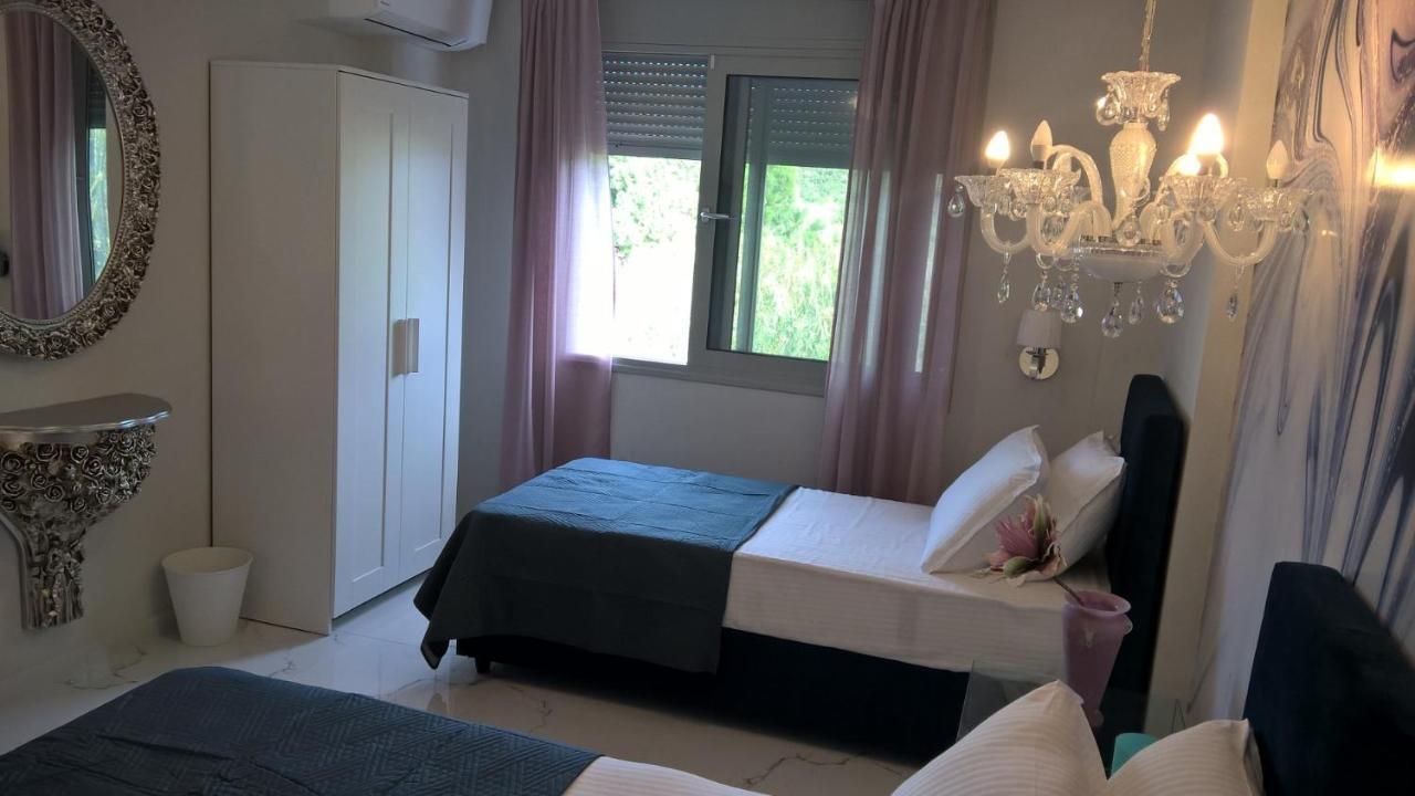 Divine Luxury Apartments Toroni Exterior foto